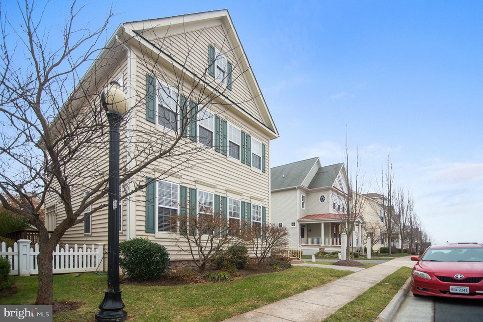 17459 Lethridge Cir, Round Hill, VA 20141 - photo 1