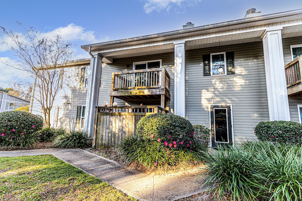 1402 Camp Rd unit 3F, Charleston, SC 29412 - photo 1