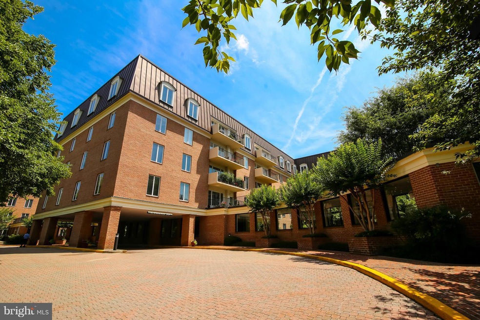 8101 Connecticut Ave unit C600, Chevy Chase, MD 20815 - photo 1