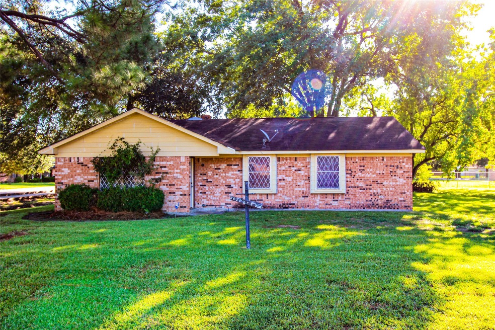 8630 Venus St, Houston, TX 77088 - photo 1