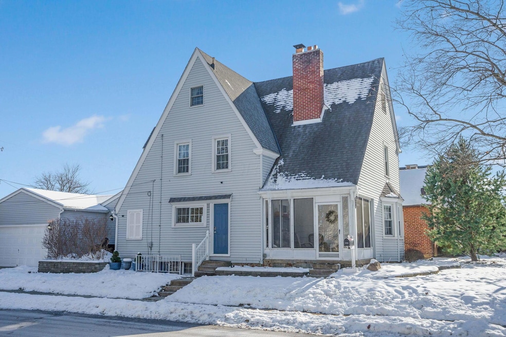 10-web-or-mls-A7408244