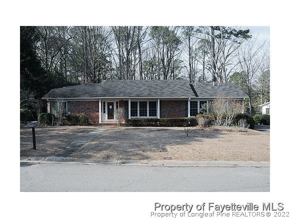 334 Colinwood Dr, Fayetteville, NC 28303 - photo 1