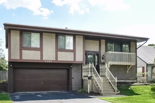 1307 Foxcroft Dr, Aurora, IL 60506 - photo 1