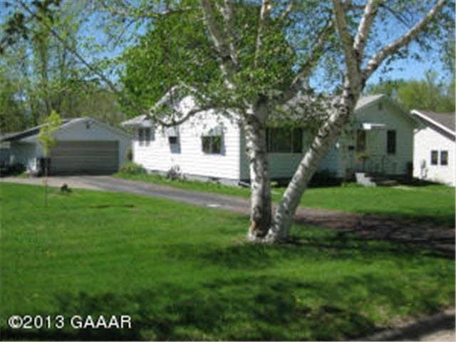 418 4th Ave NE, Glenwood, MN 56334 - photo 1