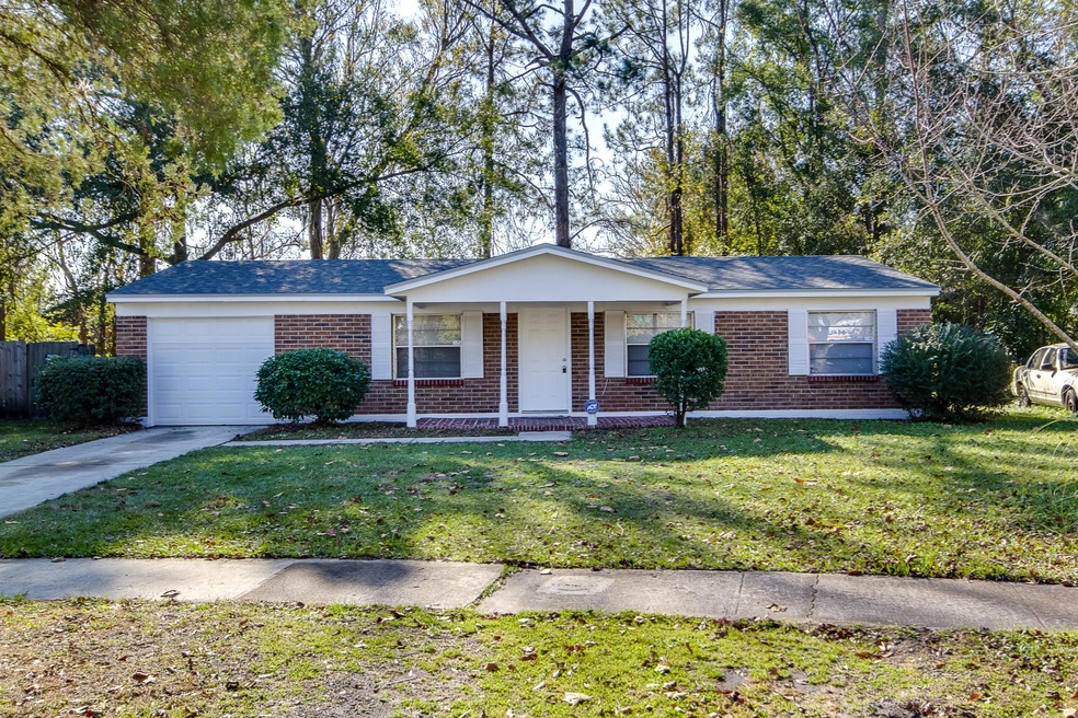 7682 Strato Rd, Jacksonville, FL 32210 - photo 1