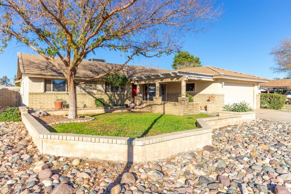 5524 W Hatcher Rd, Glendale, AZ 85302 - photo 1