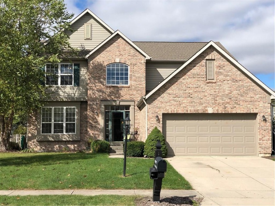 Beautiful 4 bed, 2.5 bath Ryland home w/ a basement in popular Whitcomb Ridge that boasts a playground & pool within a short stroll!