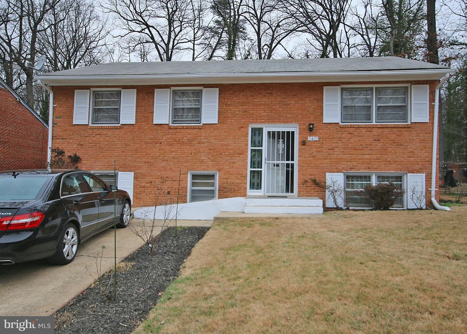 5412 Upshur St, Bladensburg, MD 20710 - photo 1