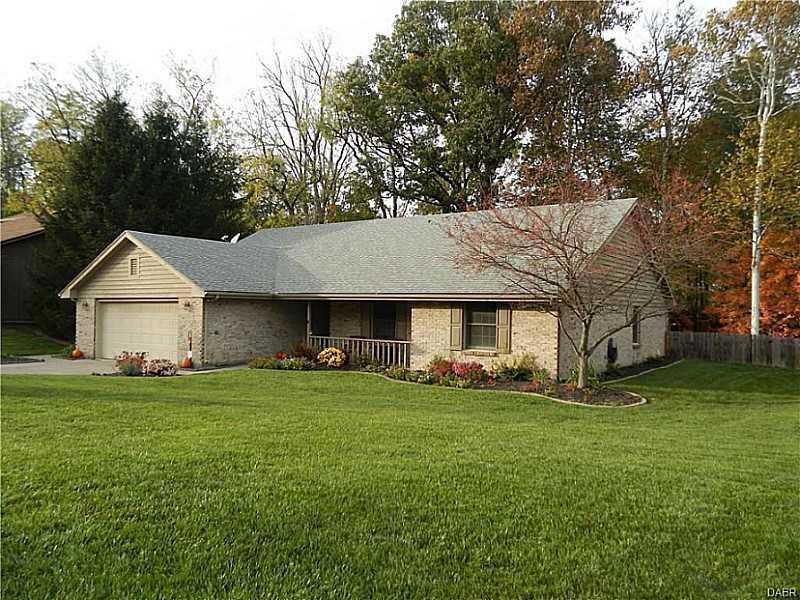 445 Timberwind Ln, Vandalia, OH 45377 - photo 1