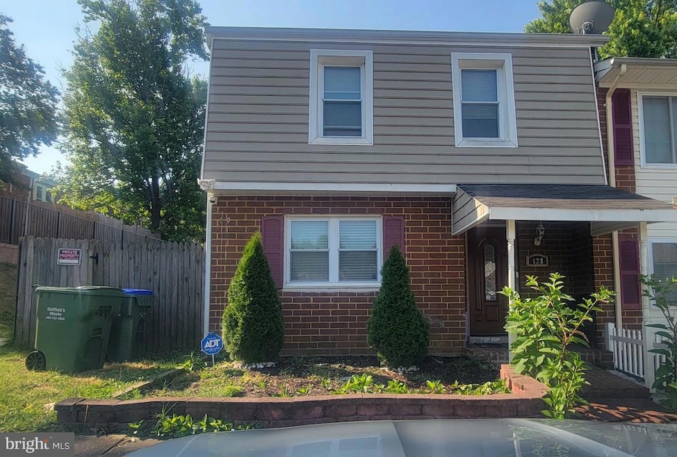 128 Oak Dr, Stafford, VA 22554 - photo 1