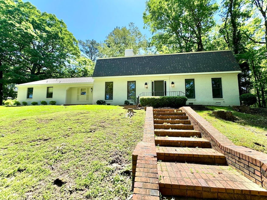 2404 7th St N, Columbus, MS 39705 - photo 1