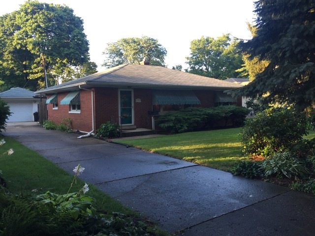 1011 E Illinois St, Wheaton, IL 60187 - photo 1