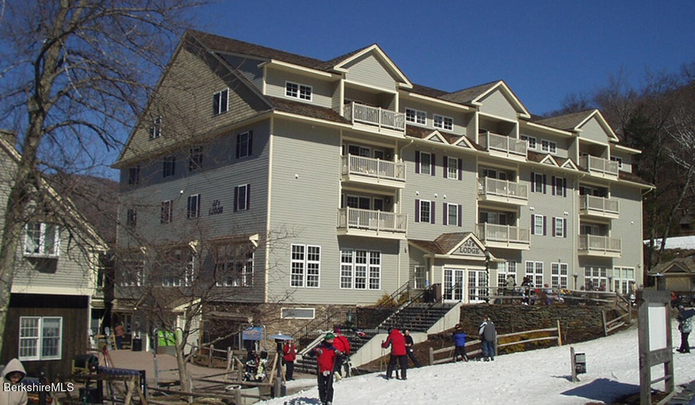 JJ's Lodge at Jiminy Peak