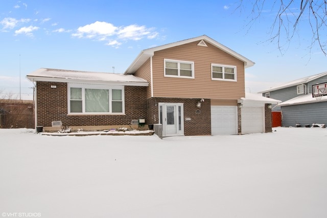 4640 175th Place, Country Club Hills, IL 60478 - photo 1