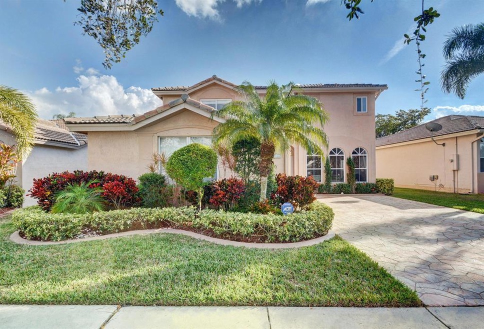 13754 S Garden Cove Cir, Davie, FL 33325 - photo 1