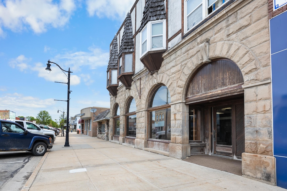 130 N Main St, Evart, MI 49631 - photo 1