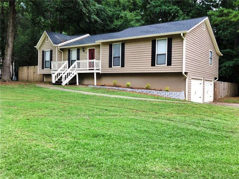 1404 Glynn Oaks Dr SW, Marietta, GA 30008 - photo 1