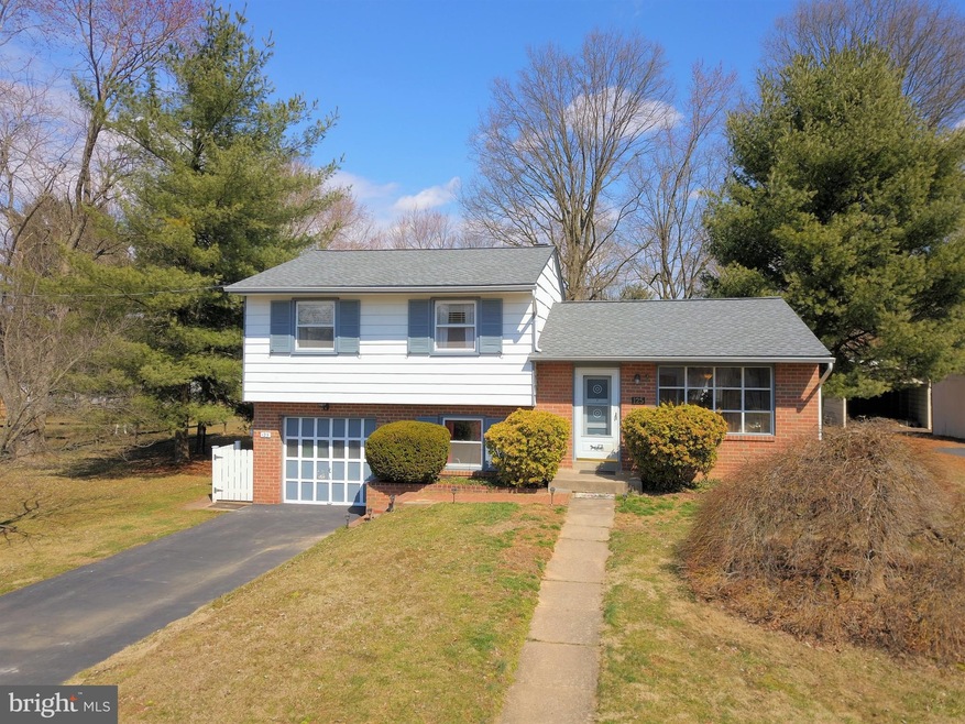 125 Hunter Ln, North Wales, PA 19454 - photo 1