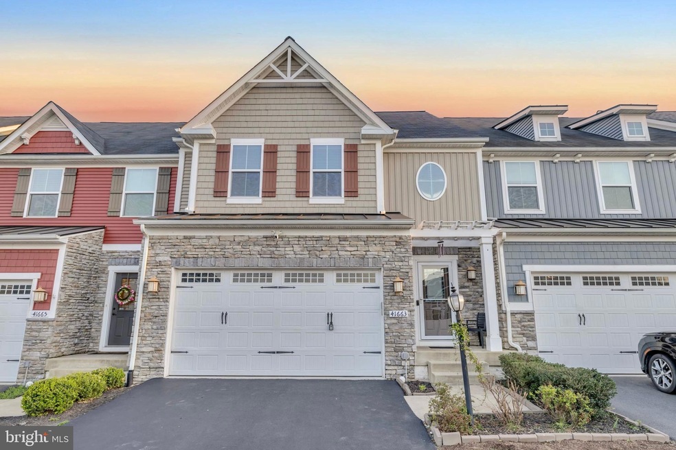 41663 McMonagle Square, Aldie, VA 20105 - photo 1