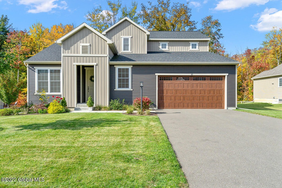 10 Wexford Drive Colonie NY 003 MLS