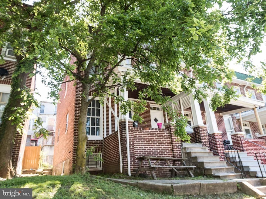 1073 Ellicott Dr, Baltimore, MD 21216 - photo 1