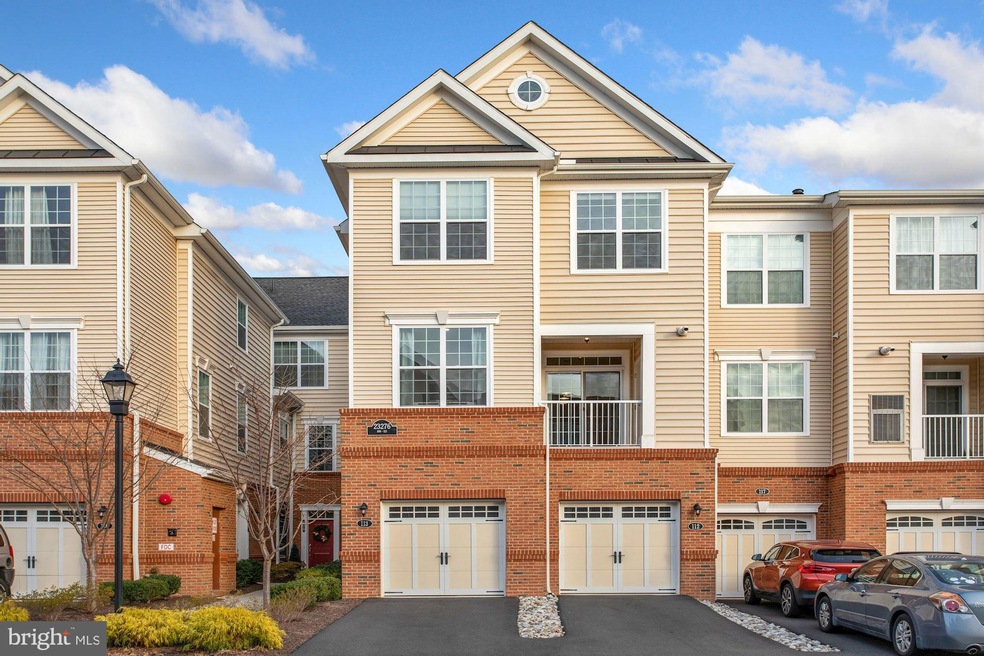 23276 Southdown Manor Terrace unit 113, Ashburn, VA 20148 - photo 1