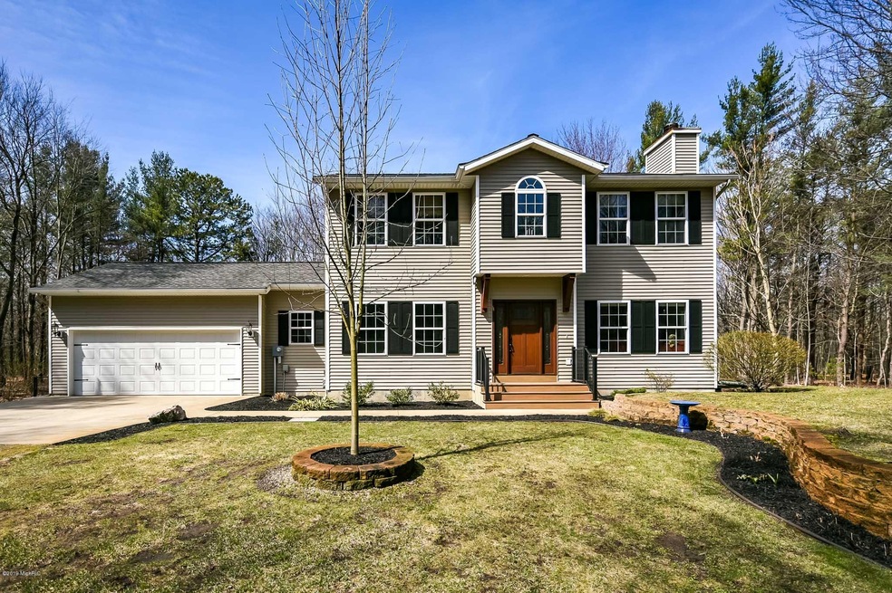 15Front Exterior-2