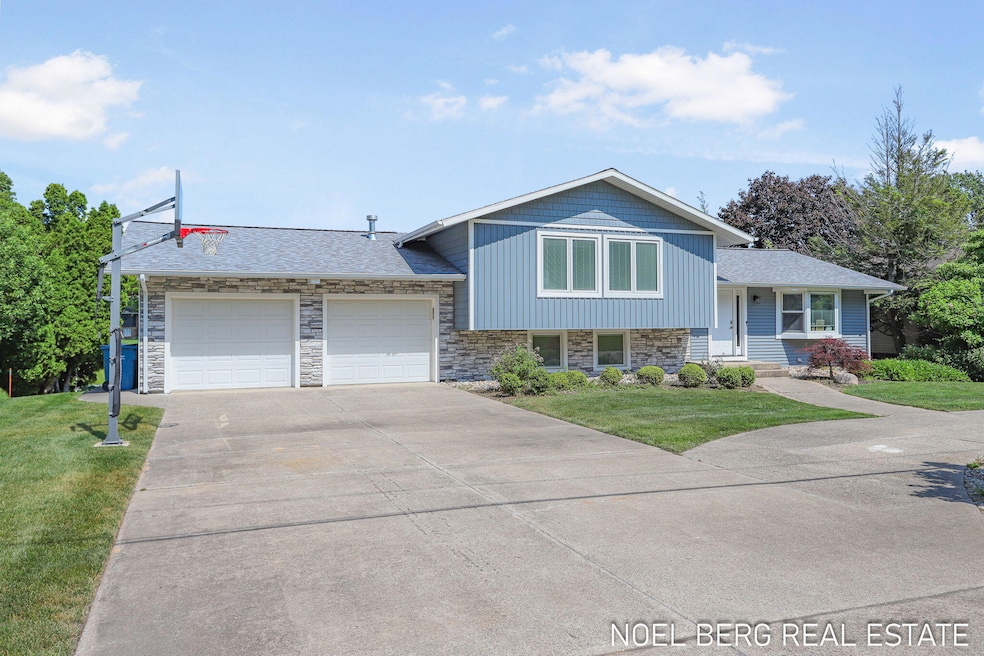 1-web-or-mls-16093-harbor-point-dr