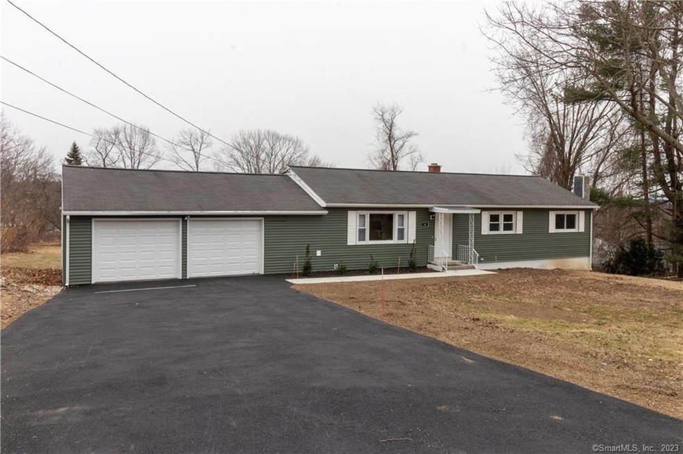 61 Greystone Rd, Waterbury, CT 06704 - photo 1