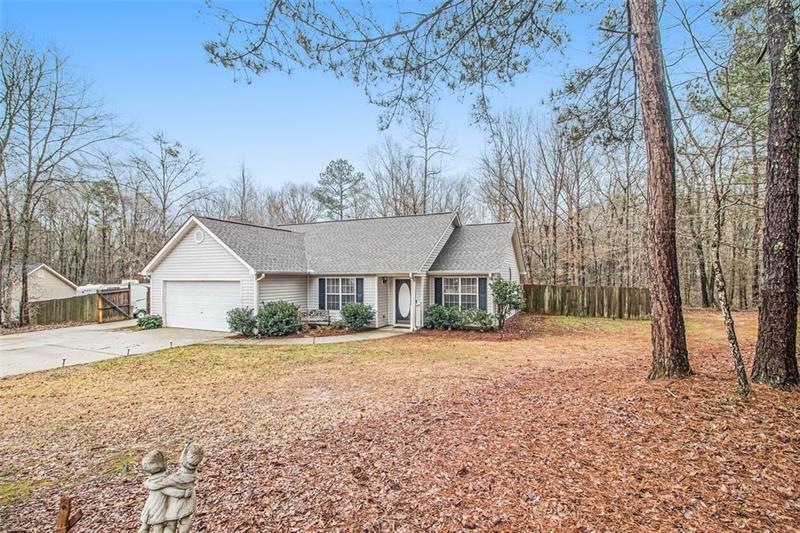 216 Baxter Ln, Locust Grove, GA 30248 - photo 1