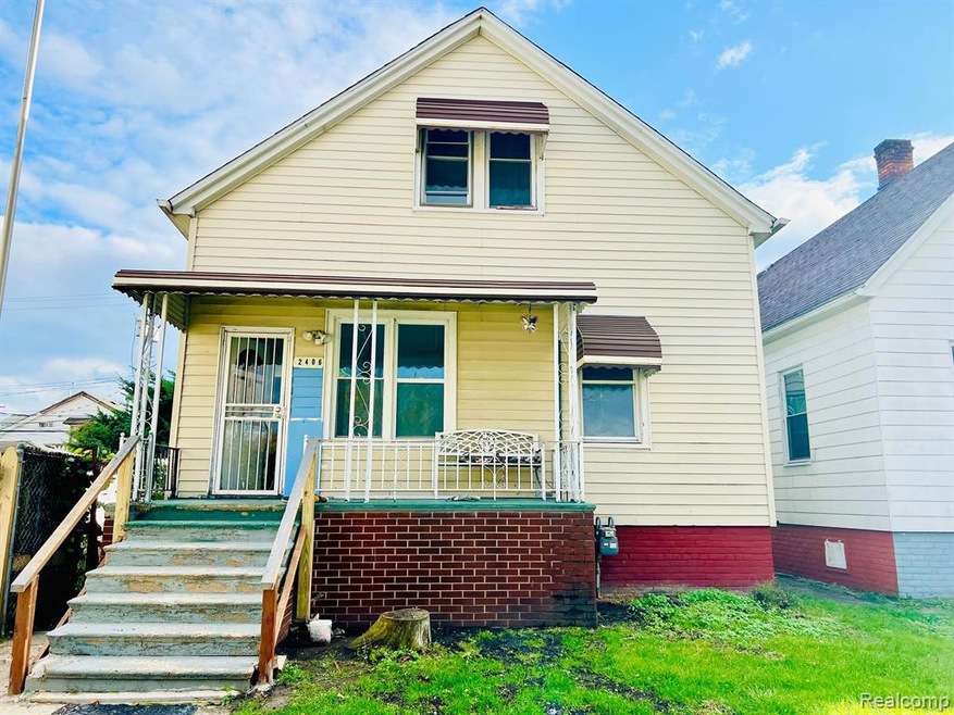 2406 Carpenter St, HamtraMcK, MI 48212 - photo 1