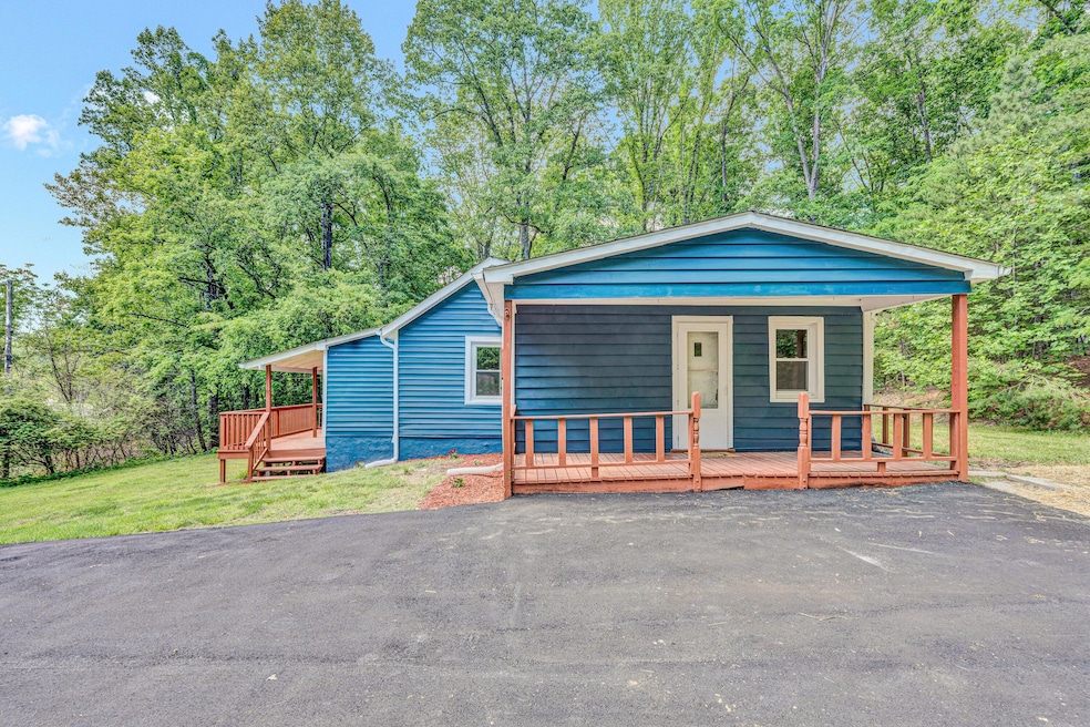 1430 Deborah Lane