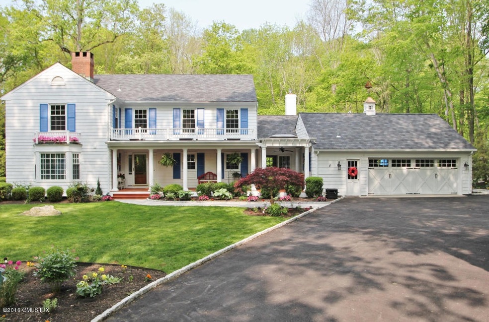 104 Chestnut Hill Ln, Stamford, CT 06903 - photo 1