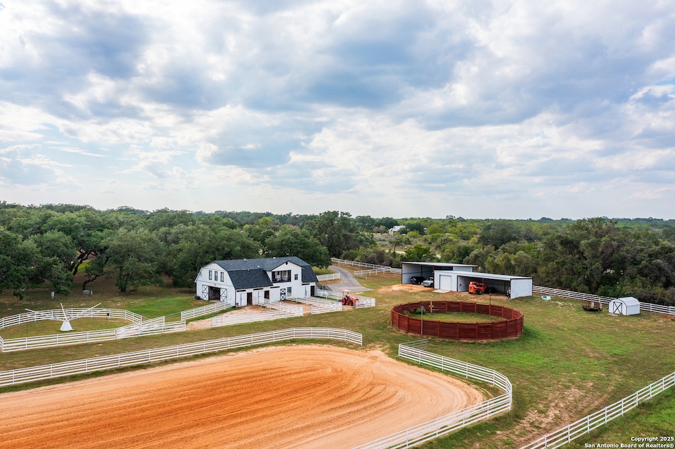 2310 E State Highway 97, Pleasanton, TX 78064 - photo 1