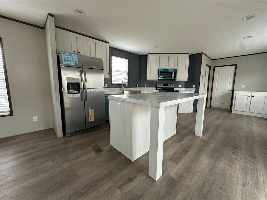 For Rent $1,800/month