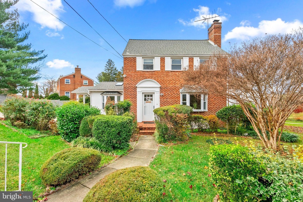 Sold $882,000 • Co-Listing Agent