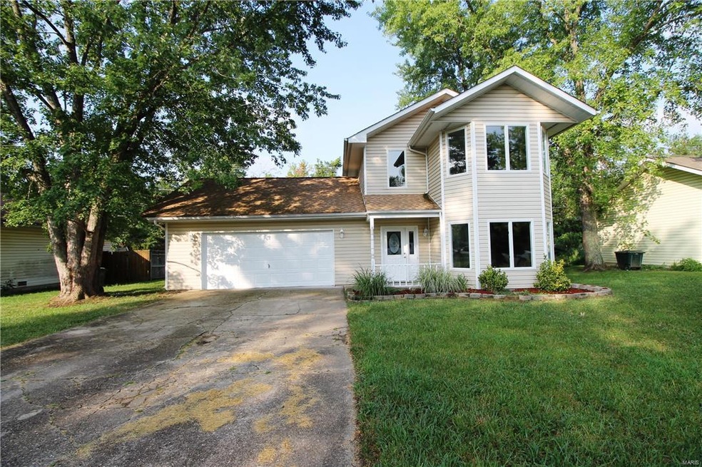 1202 Winchester Dr, Rolla, MO 65401 - photo 1