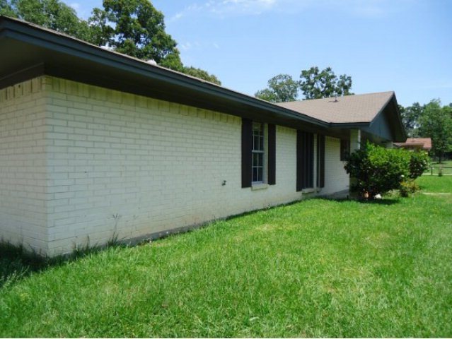 1376 S Fm 706, Lufkin, TX 75904 - photo 1