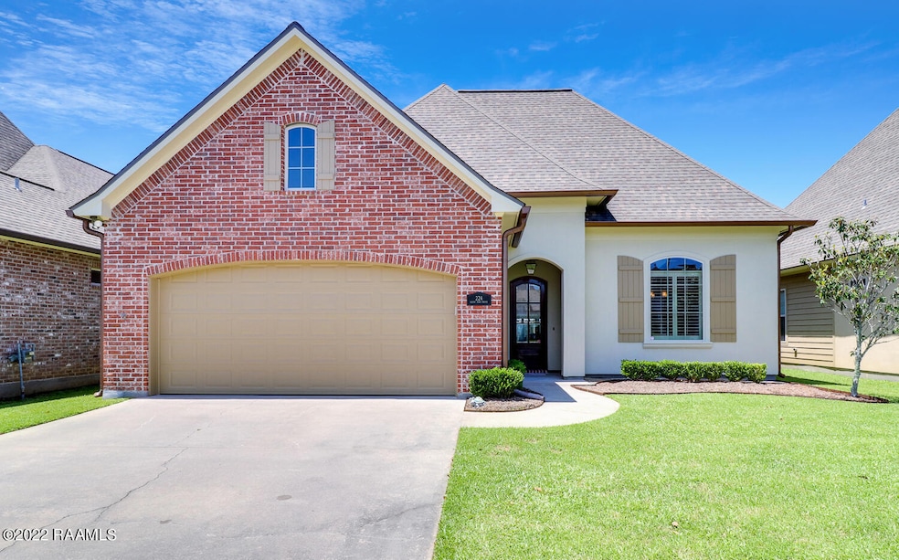 224 Bayou Parc Circle-16