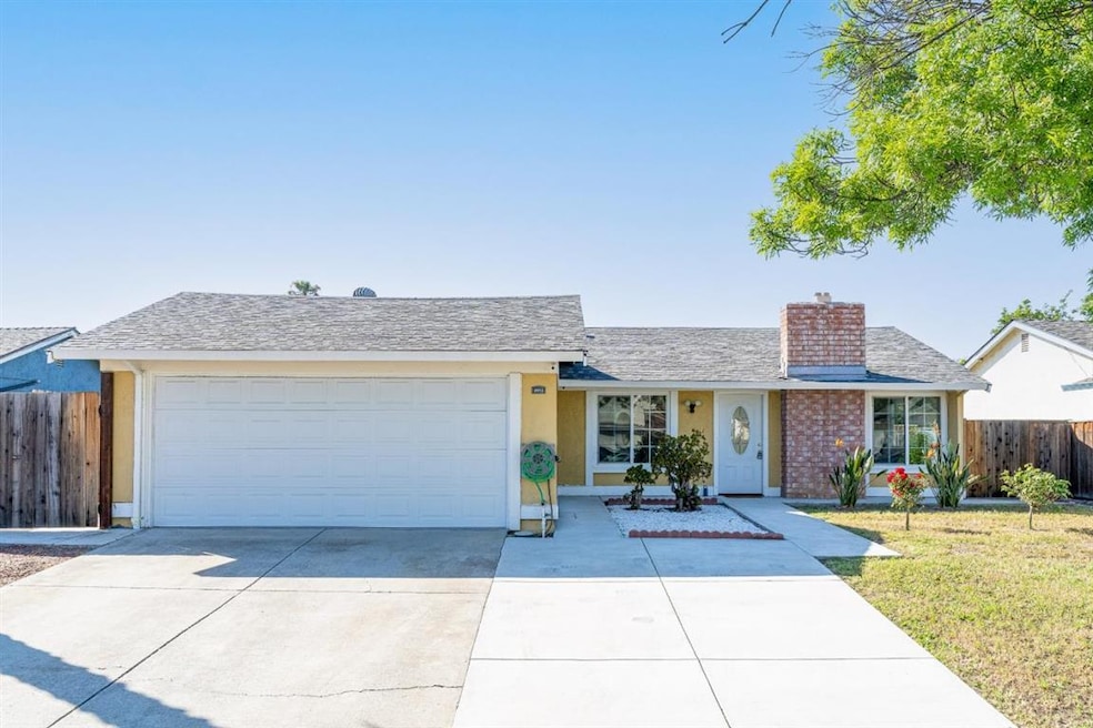 Sold $1,330,000 • Co-Listing Agent