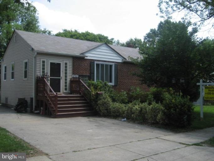 12313 Bluhill Rd, Silver Spring, MD 20902 - photo 1