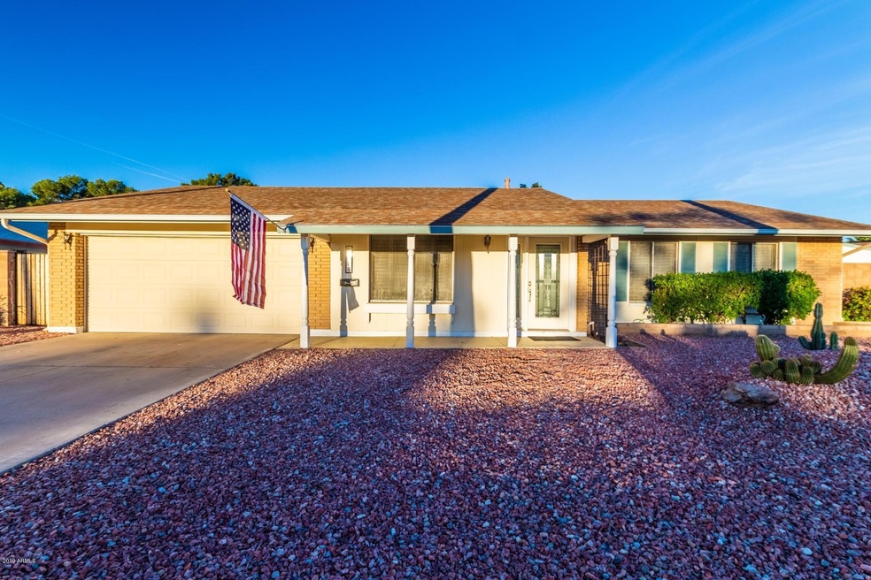 9816 N 41st Dr, Phoenix, AZ 85051 - photo 1