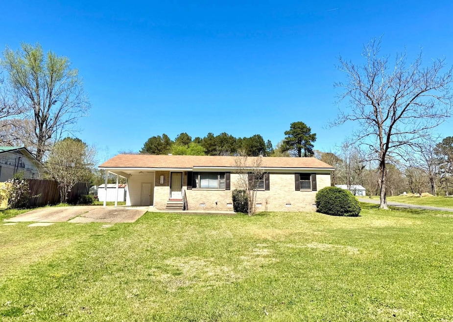 116 Hudson St, Jena, LA 71342 - photo 1