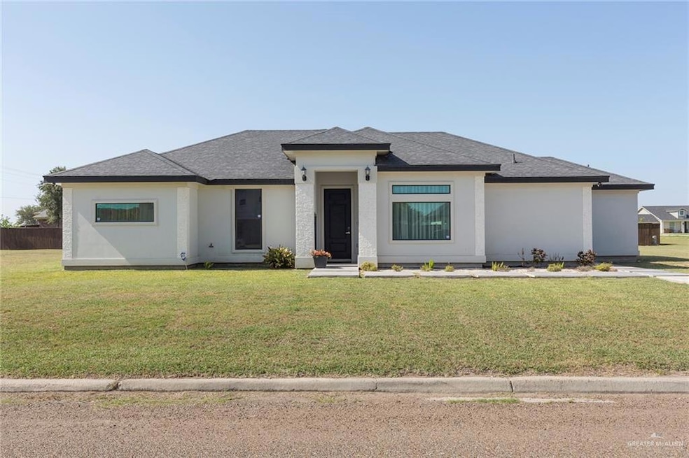 5709 N Mile 6 1 2 W, Weslaco, TX 78599 - photo 1
