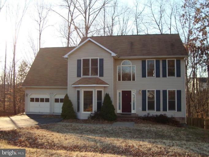 6208 Forest Grove Dr, Fredericksburg, VA 22407 - photo 1