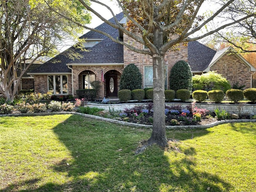 1386 Lakeview Dr, Southlake, TX 76092 - photo 1