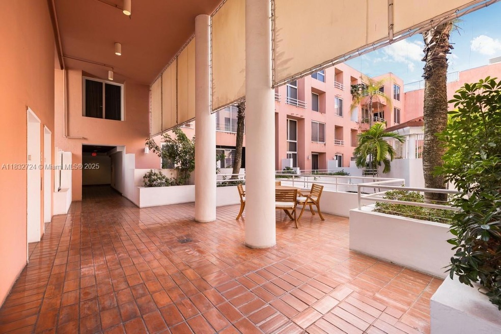 Grove Square Condominiums unit 410, Miami, FL 33133 - photo 1