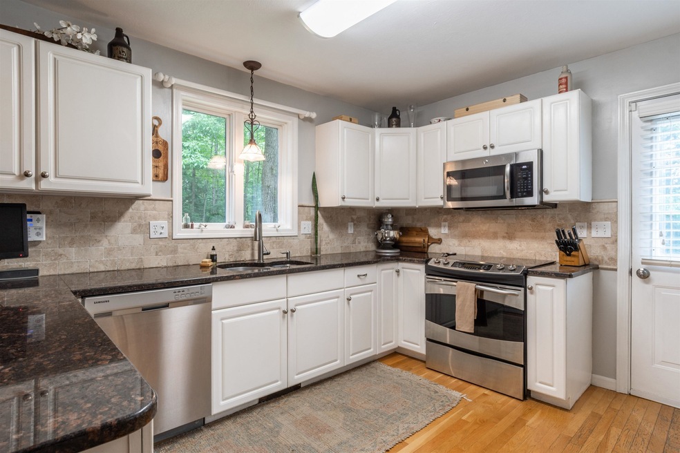 7 Lorden Ln, Brookline, NH 03033 - photo 1