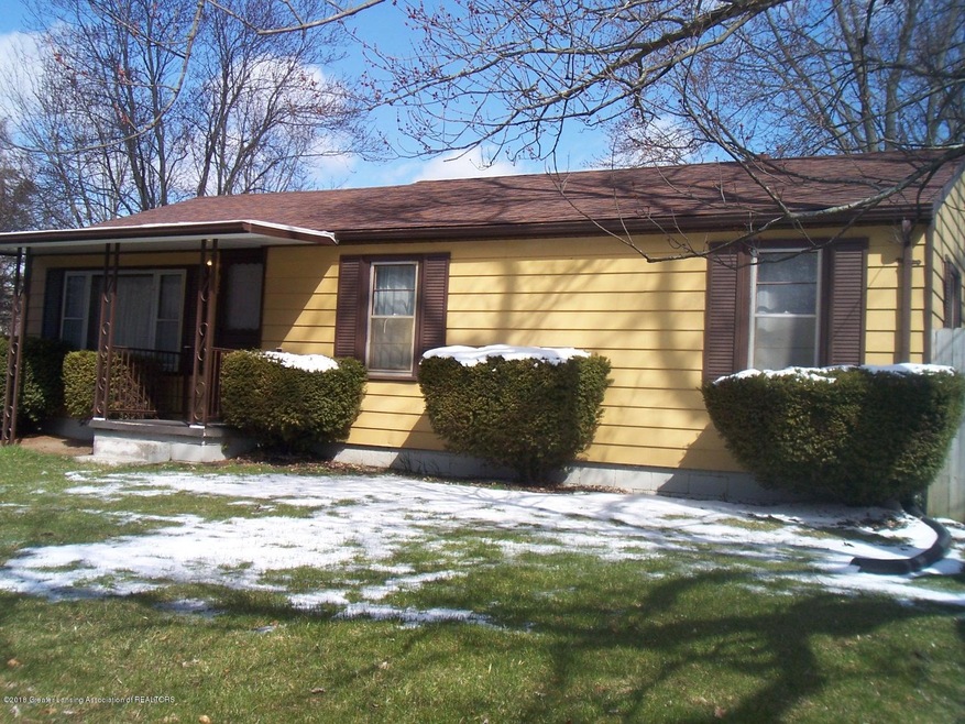 922 Ferley St, Lansing, MI 48911 - photo 1
