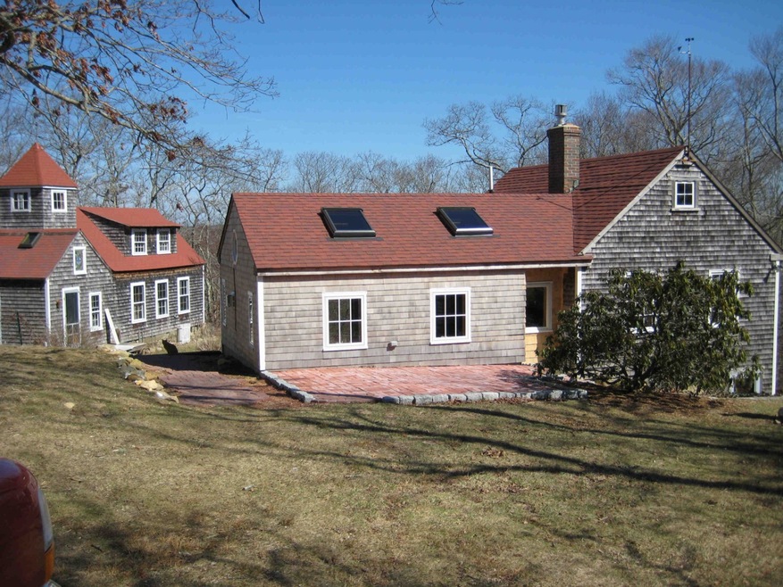 126 Merry Farm Rd, Vineyard Haven, MA 02568 - photo 1